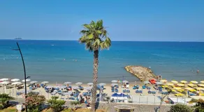 Laigueglia Beach, Seafront Sea-View Balcony - Happy Rentals - Image 5