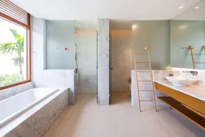 Deluxe 4BR Villa, truly relaxed with karaoke-room - Image 4