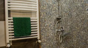 GNG Guest House - Image 2