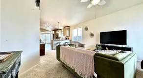 King Bed Retreat Pet Friendly Rancho Cordova - Image 2