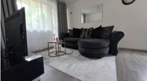 Three Bedroom Apartment - Image 5