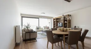 Spacious Sea View Apartment with Pool - Image 2