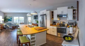 Clementine's Guest House & Vacation Rentals - Image 3