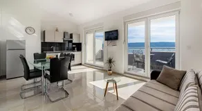 Cezar Luxury Apartment - Image 2