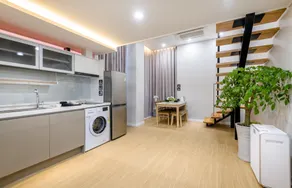 Wando Hotel Corner Residence - Image 2