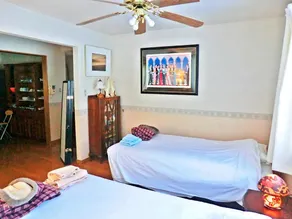 丘の上白亜の洋館風別荘静かな小さなお宿Guest House Itoh 2名様から6名様 - Image 2