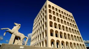 DolceVita Eur2 Luxury Apartament - Image 5