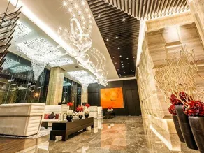 Maitao Crystal Hotel - Image 3