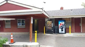 Highway Motel - Image 4