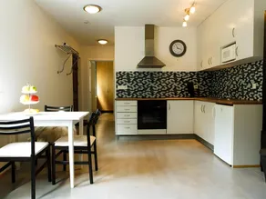 Varmi Guesthouse Apartments & rooms - Image 3