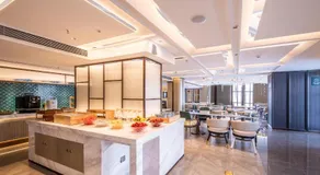 Atour Hotel Guangzhou Zhongcun Hanxi Changlong Metro Station - Image 3