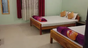 Cozy Inn - Image 2