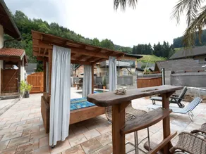 Modern Holiday Home in Pinsdorf with Garden - Image 5