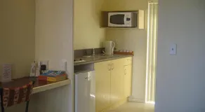 Shortland Court Motel - Image 2