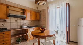 Spacious Apartment with Sea View in Aci Castello - Image 3