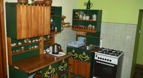 Dwor Trzesniow - Image 4