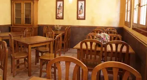 Hostal Villa de Navarrete - Image 2