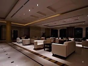 Siris Hotel - Image 4