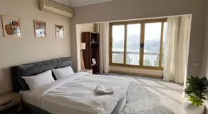 Lovely 4BR with direct nile view - Image 2