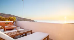 Seaside Home Jacuzzi Pool Free Surf Retreat - Image 3