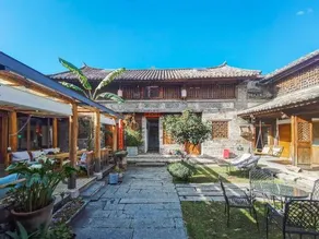 Yishu Ancient House - Image 2