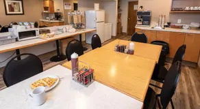 Keystone Motor Inn, a Travelodge by Wyndham - Image 4