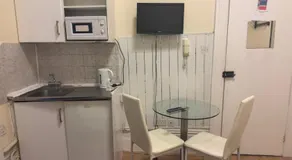 Collingham ApartHotel - Image 5