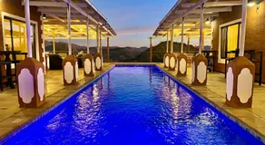 River Crossing Lodge - Image 2