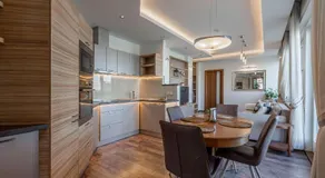 Luxury Residence with a Beautiful view for the Danube River - Image 3