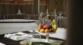 Design Apartment GRAND SPA LUX 4 STAR "MALIBU" Completely PRIVATE Wellness & Spa FREE INCLUDED Jacuzzi & Salt Wall & Fire place & 3D Ceilings & Business WiFi & NETFLIX & LED Lights & Keyless code entry & FULL SMART APP & SECURE 2 Parking place - Image 3