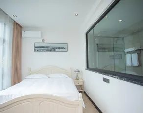Blue Sea Hotel - Image 2