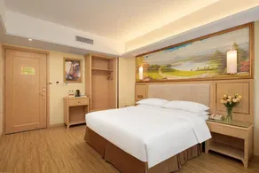 Vienna Hotel Chongqing Shizhu Stadium - Image 3