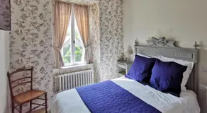 ‘Les Portes Bleues’ Chambres d’hôtes - Image 2