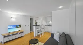 book2stay - Lakeview Apartment - Image 2