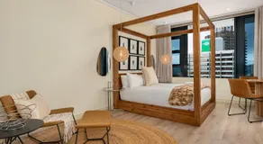 Style & Sophistication l Apartment in 16 on Bree - Image 2