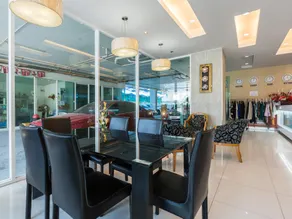 Aryan Suites Hotel - Image 4