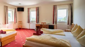 Gasthof zur Post Zenz am Faaker See - Image 3