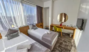 Orange Hotel - Image 2