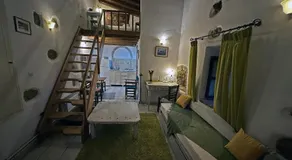 Porfyrousa Traditional Hotel - Image 2