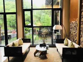 Baiyun Renjia Holiday Hotel - Image 3