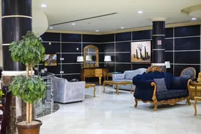 Quiet Rooms 8 Serviced Apartments - Image 3