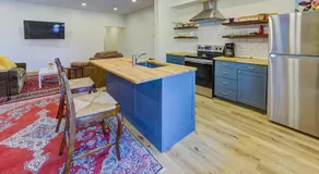 Historic Upscale Loft in Downtown Vicksburg! - Image 4