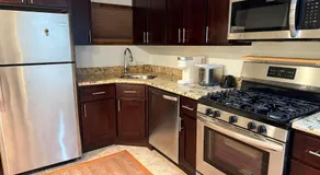 Private Guest House-Lake Ronkonkoma - Image 4