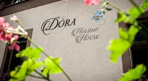 Dora Holiday House & Apartments - Image 4