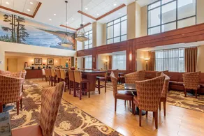 Hampton Inn & Suites Arcata - Image 2