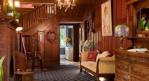Abbeymoore Manor Bed & Breakfast Inn - Image 2