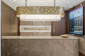 Home Inn Plus Shanghai Huaihai Road Sinan Road - Image 3