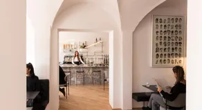 Kai 36 - Hotel zwischen Fels und Fluss - Image 3