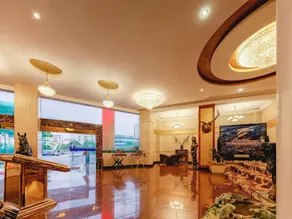 Longma Hotel - Image 5