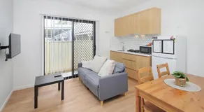 Modern New-Build Tranquil Home Studio - Image 4